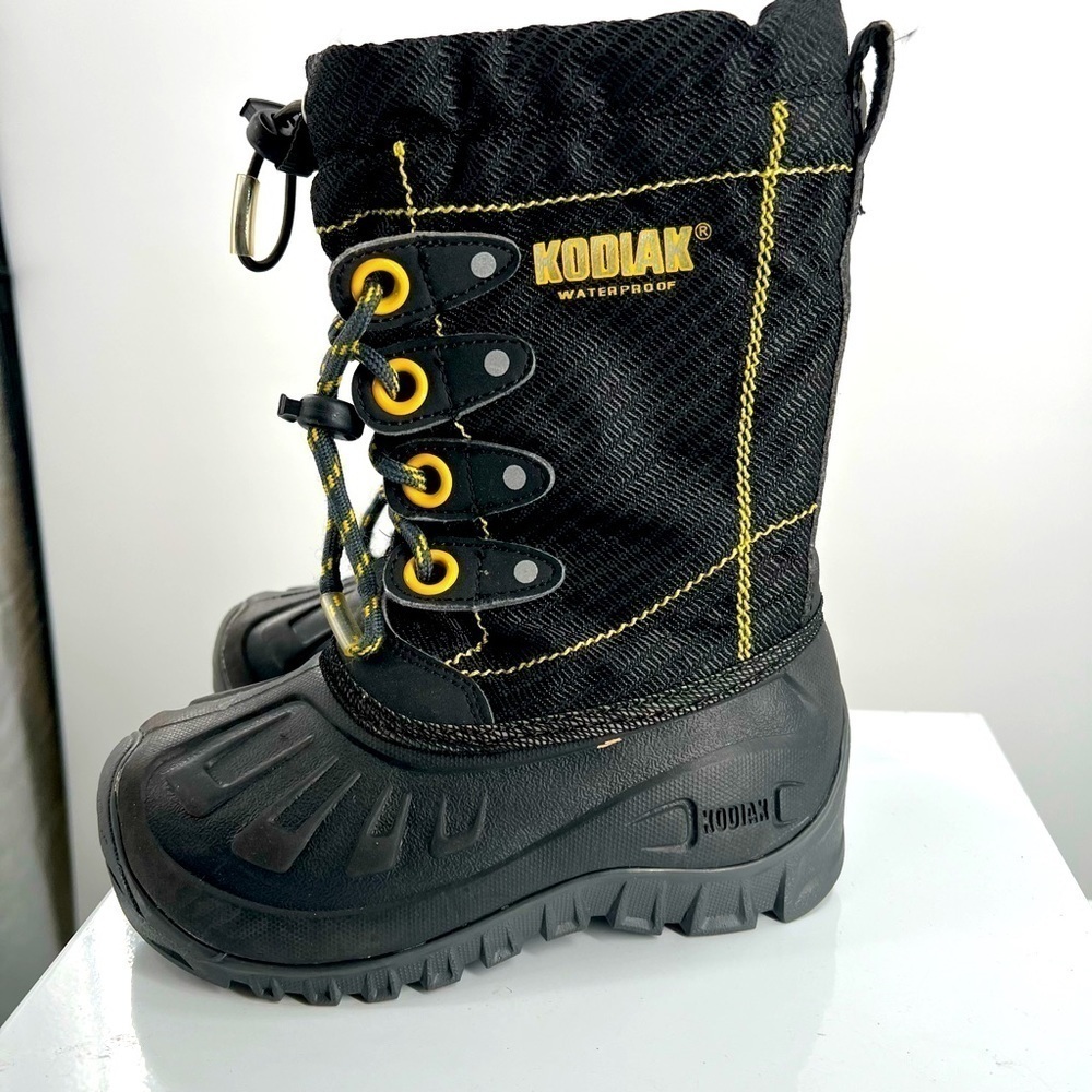 Kodiak Charlie Glo Pac Snow Bots Kids Size US11